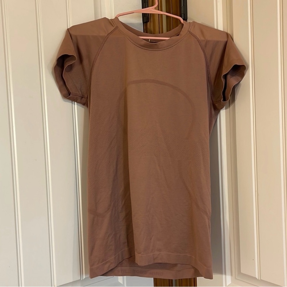 Lululemon swiftly tech shirt